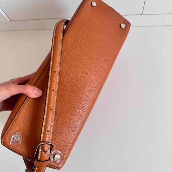 Toteme brown leather shoulder bag - Picture 3 of 3